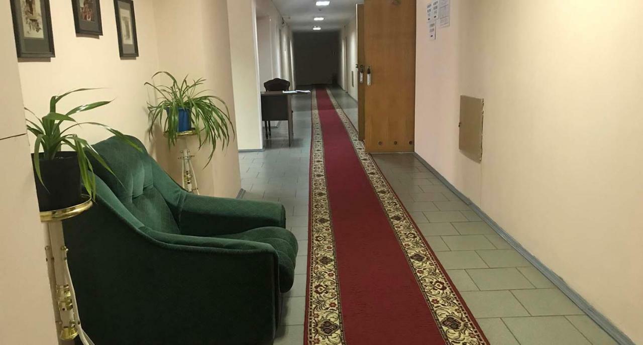 Kozatsky On Antonova Hotel Kyiv Exterior photo